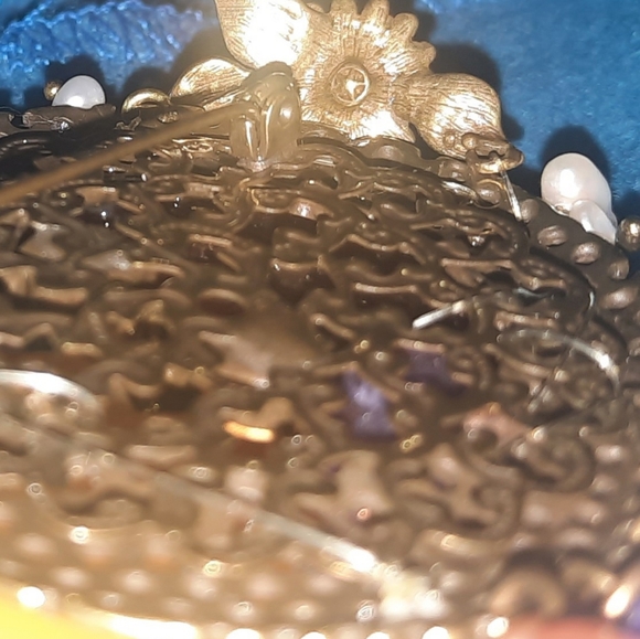 Vintage Stamp marked Laila Rowe brooch - Picture 9 of 9